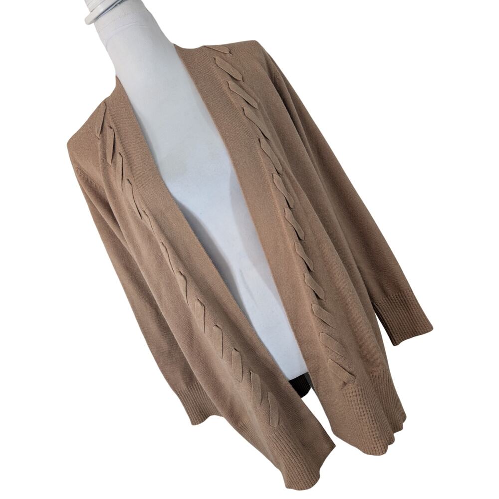 CYRUS! TRUE BEIGE/TAN INCREDIBLY SOFT, LACED FRONT DETAIL CARDIGAN SWEATER! SZ L